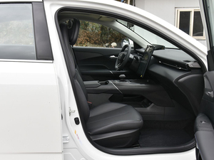 Changan Eado Automobile PLUS 2025 1.5L Auto Compatta 500Bar Tipo <span class=keywords><strong>Prestige</strong></span> Edizione Lusso a Benzina Prezzo Scontato - Product Image 6