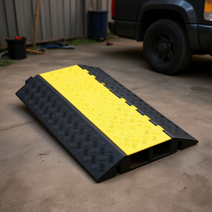 22,000 Lbs/Capacité de l'essieu Rampe de protection de câble 4X3 canaux Cordon en caoutchouc robuste Couvercle de fil de tuyau Flip-Open Top pour - Product Image 2