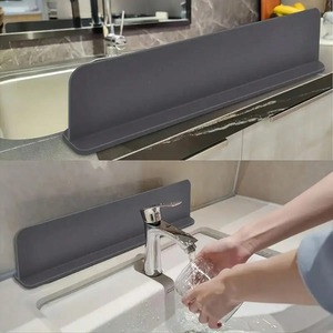 Multicolor Silicone Sink Splash Cover With <b>Suction</b> Cup Waterproof Barrier For Kitchen Laboratory - Product Image 2