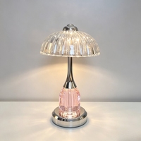 Lampe de table en cristal K9 multi-tailles, abat-jour en verre coloré en forme de parapluie, veilleuse LED pour chevet, cadeau de Noël pour la maison et les mariages, vente en gros