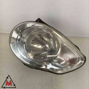 Faro anteriore sinistro usato per Kia Picanto Mk1 2007-2010 Restyling (82150) - Product Image 2