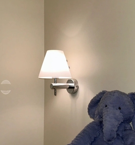 Moderne minimalistische gouden ijzeren stof LED-lampenkap E27 wandlamp 5W verstelbare kleurtemperatuur voor hotelkamers gangen thuis - Product Image 1