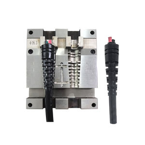 OEM kalıp yapma güç kablosu Grommet kalıp AC yüksek akım şarj kabloları Pvc SR kuyruk fişi enjeksiyon kalıbı - Product Image 1