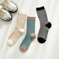 Chaussettes mi-mollet vintage à fines rayures verticales pour femme, en fil lurex pailleté, avec blocs de couleur, bordure de cheville, douces, polyvalentes et empilables