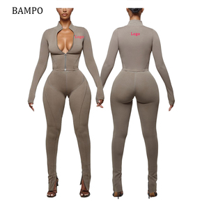 Giacca tuta a sbuffo da <span class=keywords><strong>donna</strong></span> <span class=keywords><strong>oversize</strong></span> personalizzata produttore di <span class=keywords><strong>abbigliamento</strong></span> e Leggings corti con jogging - Product Image 4