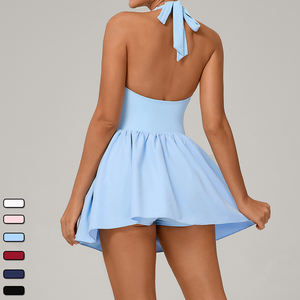 Falda de tenis para <span class=keywords><strong>mujer</strong></span> con conjuntos deportivos desnudos transpirables incorporados para correr al aire libre Fitness vestido con cordones Halter con bolsillos - Product Image 3