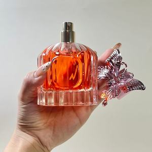 Etiquetas Privadas Personalizadas, Botella <span class=keywords><strong>de</strong></span> Perfume <span class=keywords><strong>de</strong></span> 100 ml, Cilindro <span class=keywords><strong>de</strong></span> Lujo, Fragancia para el Hogar, Aceites Esenciales, Pulverizador - Product Image 1