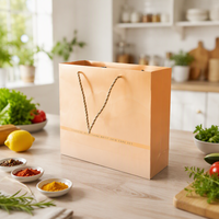Sacs cadeaux en papier personnalisés avec estampage à chaud en feuille d'or, sacs shopping élégants en papier pour emballage cadeau, vente en gros