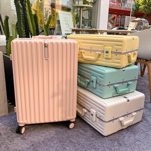 Aluminum Frame Trolley Case 20 Inch <b>Pc</b> Material 4 <b>Wheels</b> Carry On Suitcase With Combination Lock For Business Travel - Product Image 1