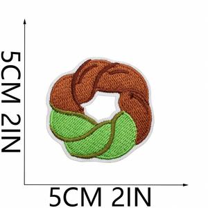 Patch thermocollant brodé vert Matcha, motifs crème glacée, dessert, thé au lait, gâteau, biscuit, beignet, café pour la décoration de vêtements d'enfants, sacs et chapeaux - Product Image 5