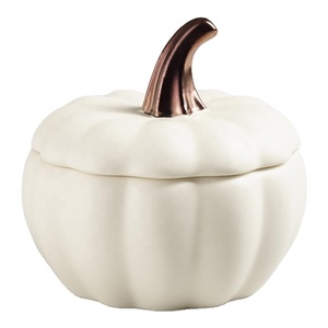 Pot de potiron en céramique blanc mat avec couvercle, bocaux de bougie d'halloween - Product Image 1