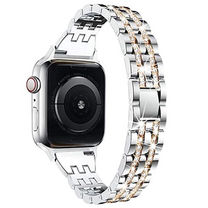 Correa <span class=keywords><strong>de</strong></span> Metal <span class=keywords><strong>de</strong></span> aleación <span class=keywords><strong>de</strong></span> Zinc para <span class=keywords><strong>Apple</strong></span> <span class=keywords><strong>Watch</strong></span> Band 40mm 44mm 41mm 45mm <span class=keywords><strong>Pulsera</strong></span> <span class=keywords><strong>de</strong></span> <span class=keywords><strong>eslabones</strong></span> <span class=keywords><strong>de</strong></span> acero inoxidable brillante <span class=keywords><strong>de</strong></span> diamante para mujer - Product Image 1