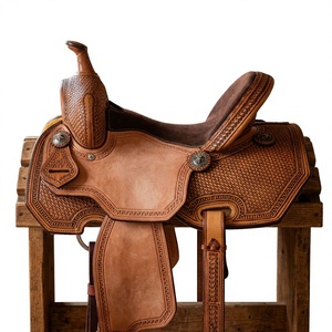 Silla de Montar Inglesa de Cuero Genuino Personalizada de Primera Calidad con Diseño Grabado BS International, Modelo NA94, Estructura de Madera Sostenible - Product Image 3