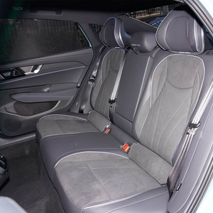 ขายตรงรถยนต์ V W 26 Pas-sat Pro 380TSI Dragon Edition FF ระบบควบคุมความเร็วอัตโนมัติเต็มรูปแบบ พวงมาลัยซ้าย 4 ประตู 5 ที่นั่ง ซีดาน - Product Image 6