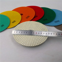 Disques de polissage diamantés humides de 4 pouces, personnalisés OEM pour le ponçage du béton, du marbre et du granit