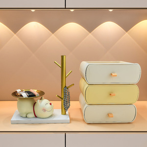 Lucky Cat Storage Ornament Resin Tray Irregular Shape Standing Type Multifunction Home Decoration Gift - Product Image 1