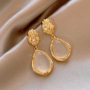 Pendientes <span class=keywords><strong>de</strong></span> Clip Coloridos <span class=keywords><strong>de</strong></span> Moda para Mujer, Chapado en Rodio Plateado, Cristal, Diamantes <span class=keywords><strong>de</strong></span> Imitación, Diseño Geométrico, Regalo, Venta al por Mayor - Product Image 5