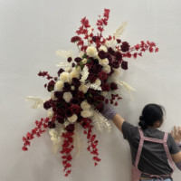 Guirlande de fleurs suspendue en soie rouge et blanche haut de gamme PPS pour la décoration d'événements de mariage