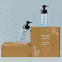 Flacon de 8oz personnalisé emballage de solution de savon liquide nouvelle bouteille en mousse pompe en métal 250ml 350ml bouteilles en verre nouveau design boîte exclusive