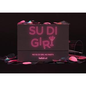 Carte da Gioco Su Di Giri con Design Rosa Neon per Giochi di Società - Product Image 1