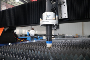 Buona qualità tavoli da taglio al <span class=keywords><strong>Plasma</strong></span> <span class=keywords><strong>Cnc</strong></span> macchina per il taglio lamiere taglio al <span class=keywords><strong>Plasma</strong></span> per la vendita - Product Image 6