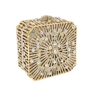 Impresionante Bolso de Noche Cuadrado con Cristales y Cadena Mini para Mujer, Ideal para Salir y Vestirse Elegante - Product Image 4