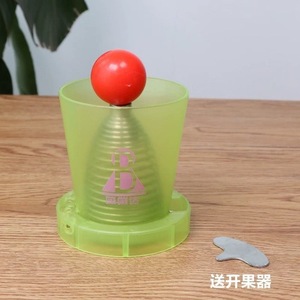 Casse-noix manuel à ressort en plastique pour peler les noix de pécan entières - Product Image 2