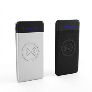 Cargador Portátil Inalámbrico Magnético de 8000mAh con Pantalla LED y Carga Rápida para Viajes al Aire Libre - Product Image 1