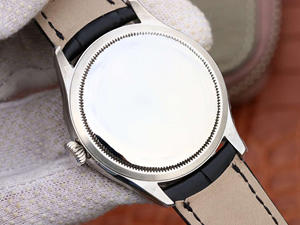 นาฬิกาข้อมือผู้ชายดีไซน์เนอร์แบรนด์ดังระดับไฮเอนด์ ปี 2025 รุ่นขายดี กันน้ำ แฟชั่นทันสมัย ไม่เหมือนแบรนด์นี้ - Product Image 5