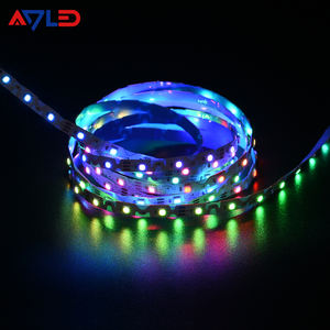 Bande LED intelligente adressable 60 LED/m DC12V SMD3535 SK6812 intégrée, pleine couleur, 6 mm RGBIC pour vitrine de magasin - Product Image 4