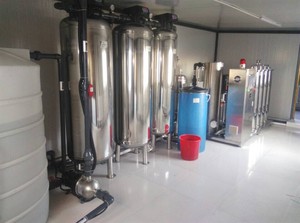 Su Tasarruflu Diyaliz RO Sistemi Dişli Basınçlı Kap 1 Yıl Garanti-%100 İkincil Konsantre Su Yeniden Kullanımı Drenaj Maliyetini Azaltır - Product Image 2