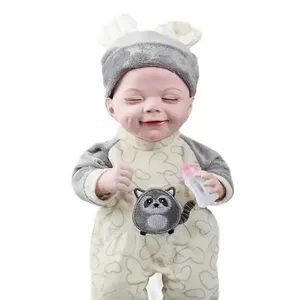 33厘米玩具甜蜜微笑重生现实生活娃娃新生儿奶嘴、奶瓶和尿布