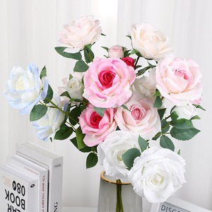 Ramo de Rosas Artificiales de Seda, Alta Simulación, Decoración para Bodas y Hogar, 5 Colores: Rosa Claro, Blanco, Azul, Champán - Product Image 1