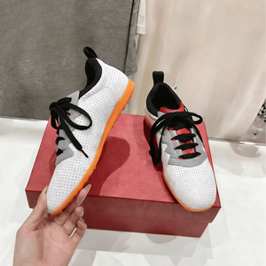 รองเท้าผ้าใบแฟชั่นแบบมีรูระบายอากาศพร้อมเชือกผูกสำหรับผู้หญิง สไตล์สตรีทและใส่ได้ทุกวัน Valentinoing - Product Image 1