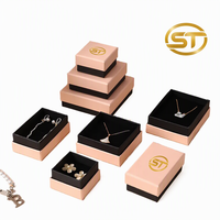 Boîte à bijoux de luxe personnalisée en papier avec insert en mousse de velours pour collier, boucles d'oreilles, bague, montre