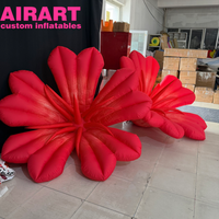 Décoration de printemps : Fleur gonflable rouge