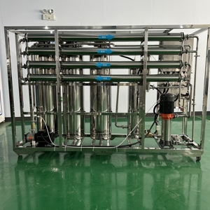 Équipement de purification d'eau 2000LPH dernière génération, système RO, compact, adapté aux usines et aux grandes stations de distribution d'eau. - Product Image 4