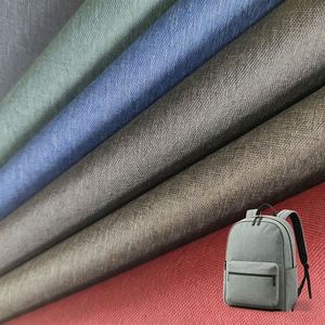 Tela Oxford de Poliéster Catiónico Resistente al Agua y al Fuego con Revestimiento de PVC 100D, 430g, Precio de Fábrica, para Bolsos de Computadora para Hombre - Product Image 1