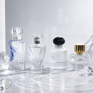 Botella de Perfume Vacía Personalizada de 30ml 50ml 100ml, Forma Cuadrada/Cúbica, Vidrio Grueso, Pulverizador de Niebla Fina, Botella de Perfume Esmerilada con Caja de Regalo - Product Image 1
