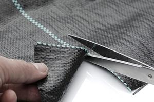 Feuille de plastique imperméable à revêtement <span class=keywords><strong>pour</strong></span> le sol, tissu agricole noir, anti-croissance de l'herbe, bâche en PP, contre les <span class=keywords><strong>mauvaises</strong></span> <span class=keywords><strong>herbes</strong></span> - Product Image 2