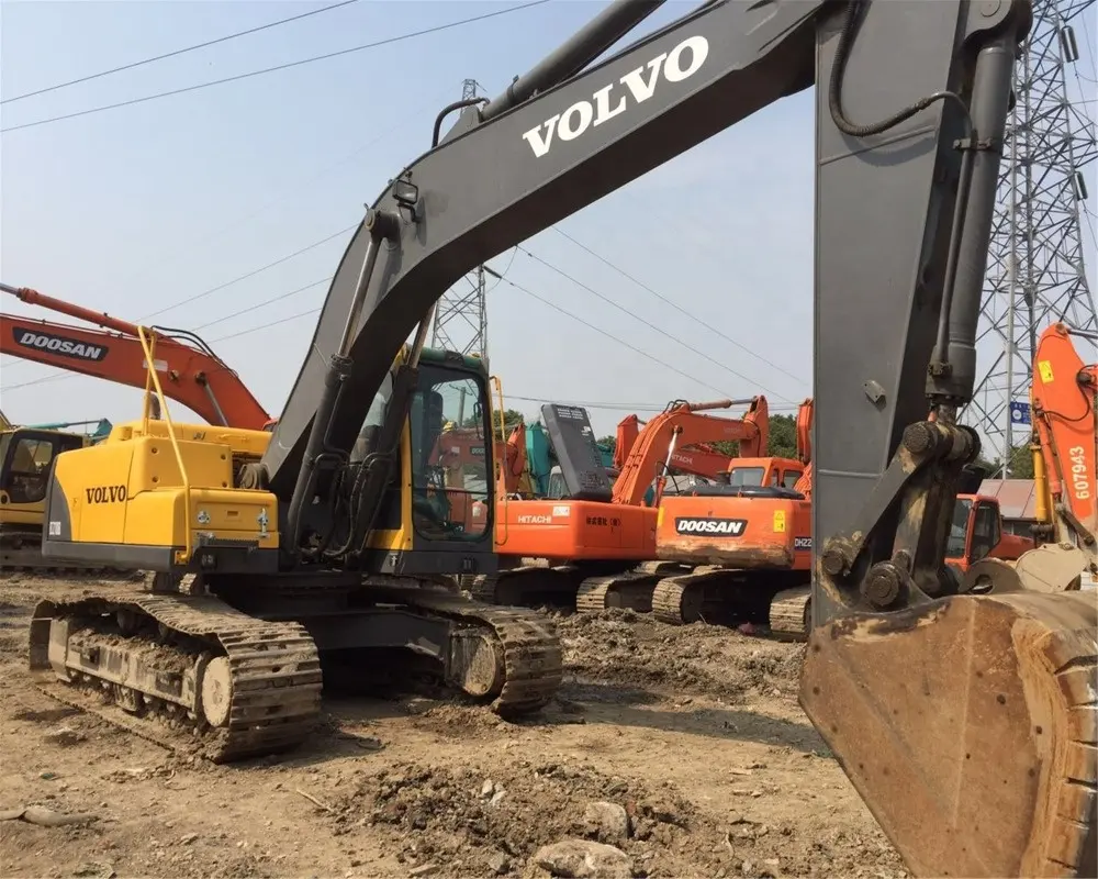 ญี่ปุ่นทำรถขุด Volvo EC210BLC เดิมใช้รถขุดตีนตะขาบ Volvo สำหรับขาย