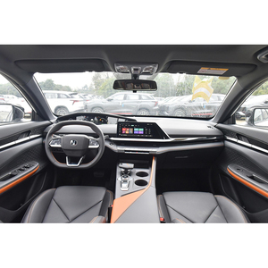 Changan UNI-V iDD 2024 d'occasion, hybride rechargeable, groupe motopropulseur performant, conduite silencieuse, sécurité complète, véhicule d'occasion de grande valeur - Product Image 3