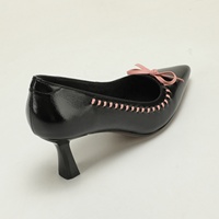 Vente en gros OEM ODM Chaussures à talons hauts à bout pointu pour femmes, à enfiler, avec détail nœud, Fournisseur, Collections de marques, Approvisionnement en vrac, Vente au détail