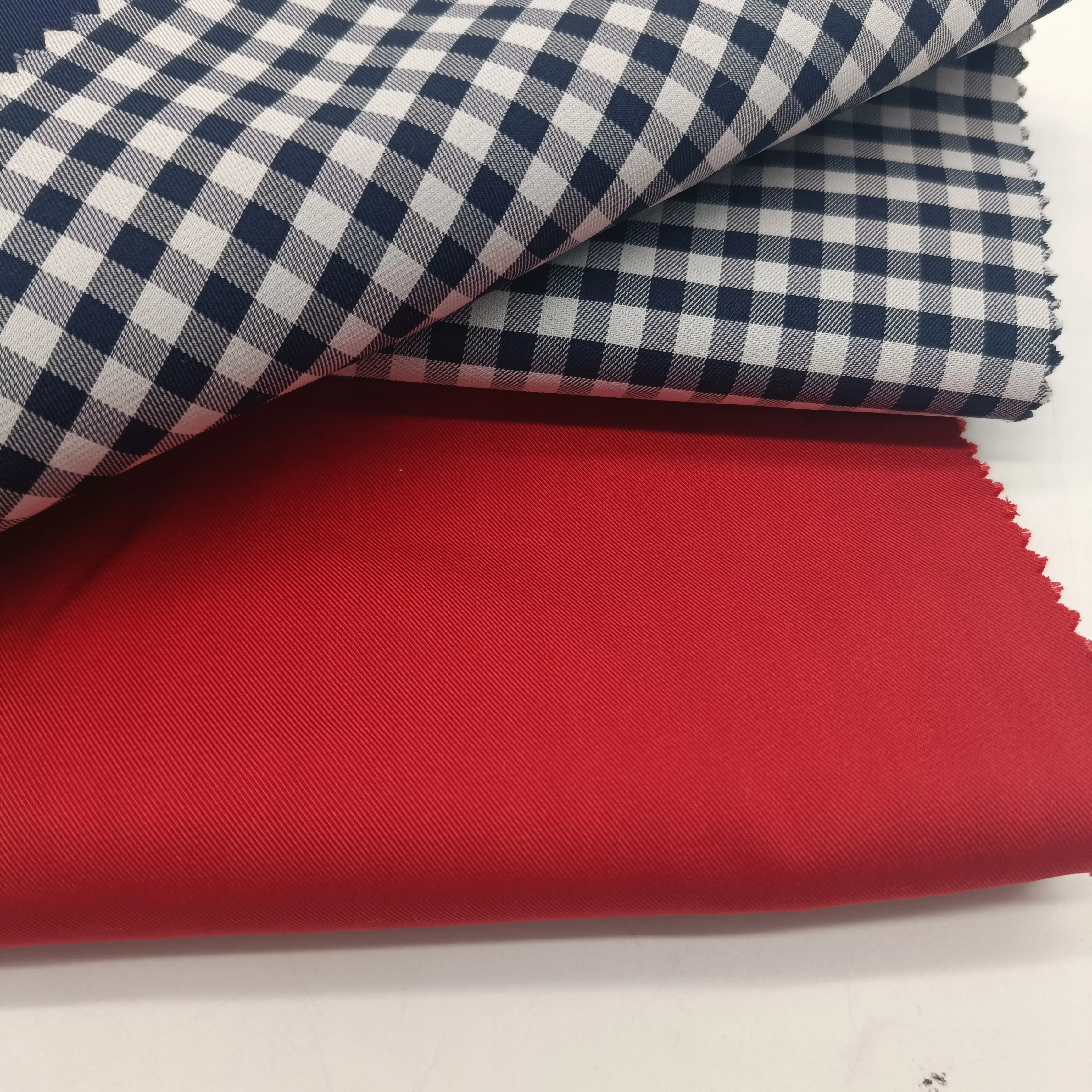 Заводская бестселлер, полностью полиэфирная тканая полосатая жаккардовая клетчатая ткань для рубашки, клетчатая ткань, ткань с карманами