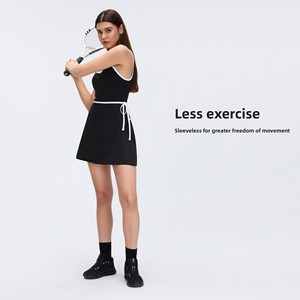 Robe de tennis pour femme avec coussinets de poitrine, respirante, pour yoga et tennis, ensemble deux pièces - Product Image 3