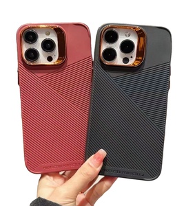 เคสป้องกันโทรศัพท์มือถือ TPU ลายขวางเคลือบสีทองสำหรับ <span class=keywords><strong>iPhone</strong></span> 7 8 x XS XR <span class=keywords><strong>11</strong></span> 12 13 14 15 - Product Image 1