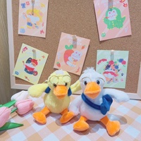 En gros, Porte-clés et Pendentif de Sac en Peluche Canard Mignon de Dessin Animé avec Lunettes, Adorable Ornement Animal, Cadeau