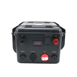 Batería recargable LiFePO4 de 12V 24V 200Ah para uso industrial, propulsión de embarcaciones portátiles y exteriores. - Product Image 1