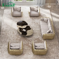 Service de mobilier design italien : Canapés en cuir et laiton, canapé sectionnel moderne, ensemble de salon écologique pour villa de luxe