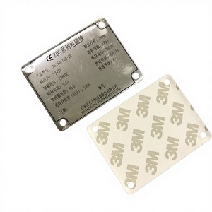 Adesivi Metallici Personalizzati con Logo del Marchio, Targhette in Alluminio Incise, Targhe Metalliche - Product Image 5